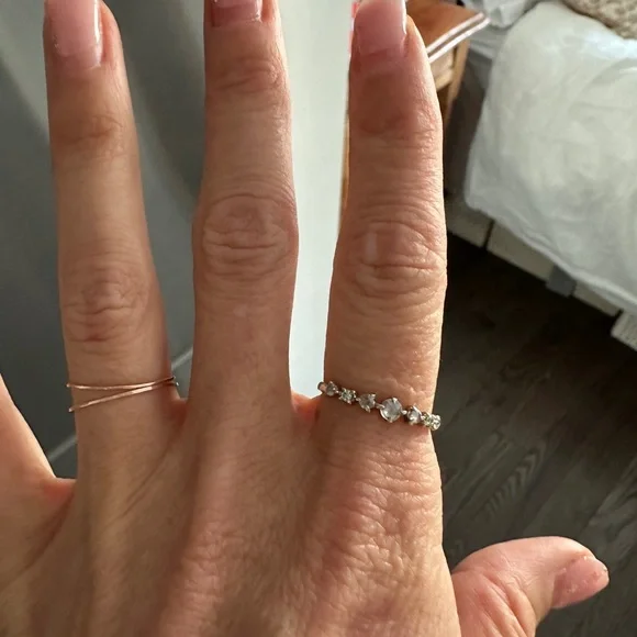 Catbird Snow Queen ring mint condition! Diamonds and 14k white gold. - Picture 3 of 3